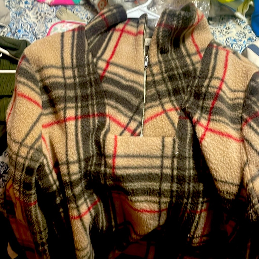 Women’s pullover